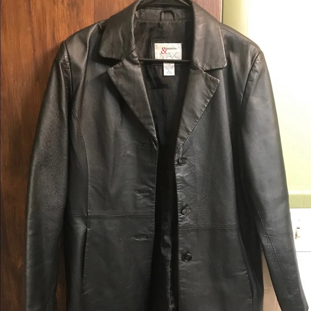 Women’s leather jacket